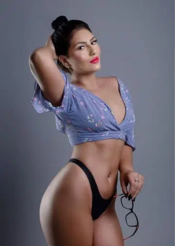 Maitê terapeuta tântrica. Sou especialista em massagem tântrica, tailandesa e a Vivência.