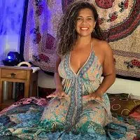 Viviane Terapeuta: Massagens terapêuticas